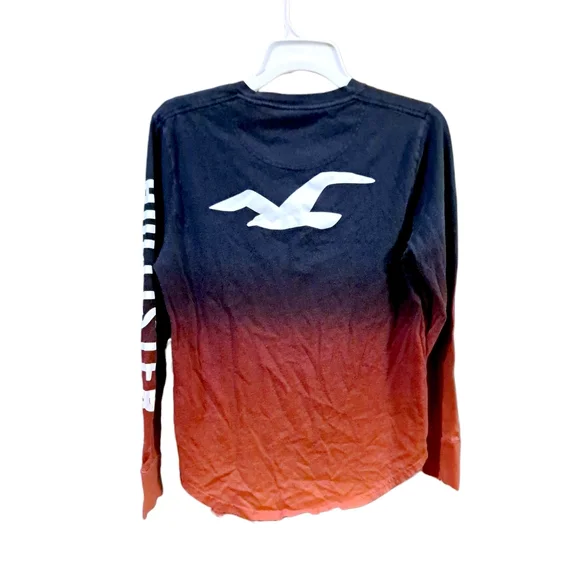 Hollister size small long sleeve - Picture 3 of 7